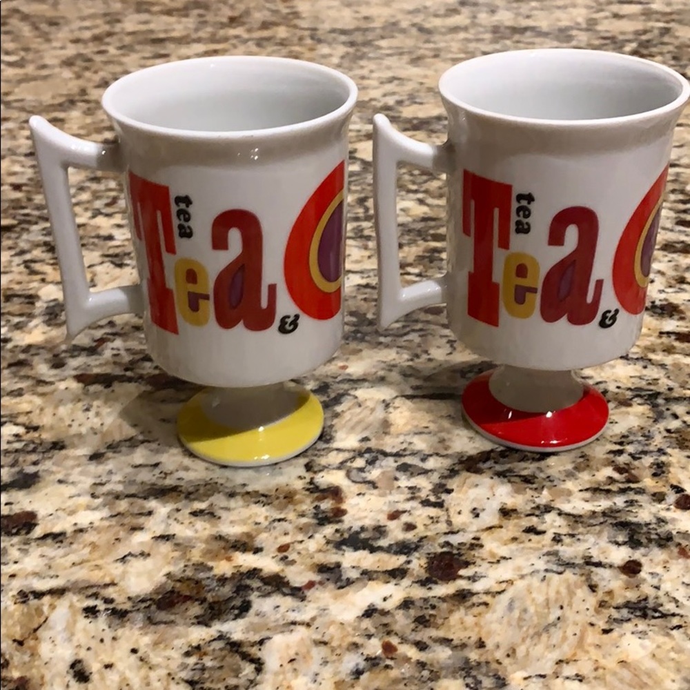 Vintage Japan Tea & Coffee mugs.
